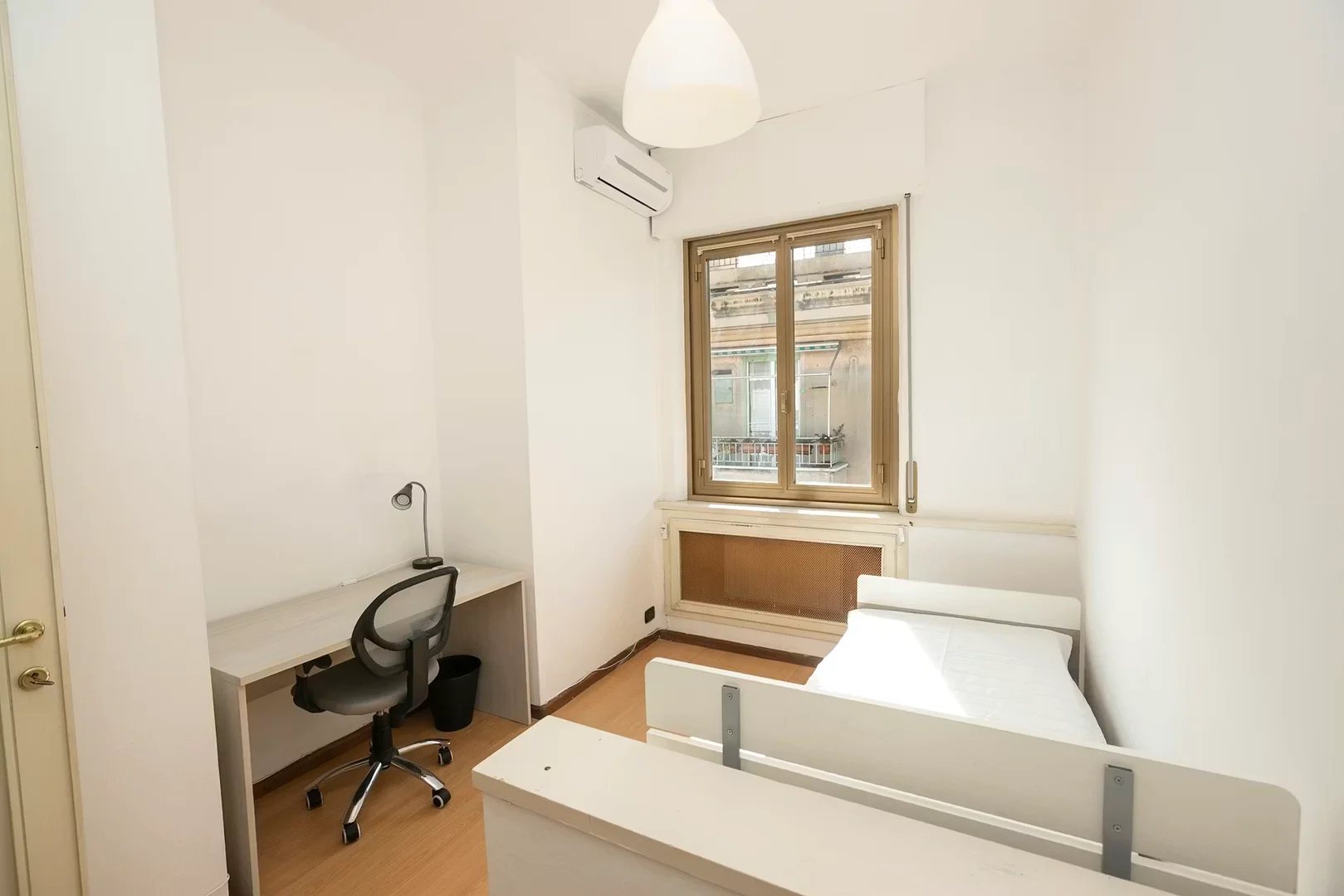 Komfortables und geräumiges Studentenzimmer in 
