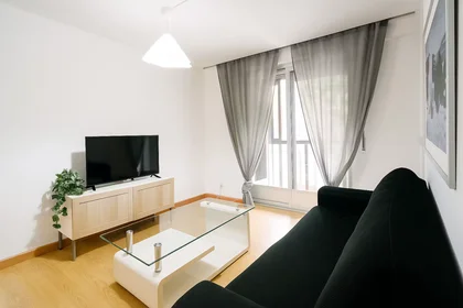 Dairenin tamamı konumu Calle de Hernán Cortés, , 2 9 görüntüsü