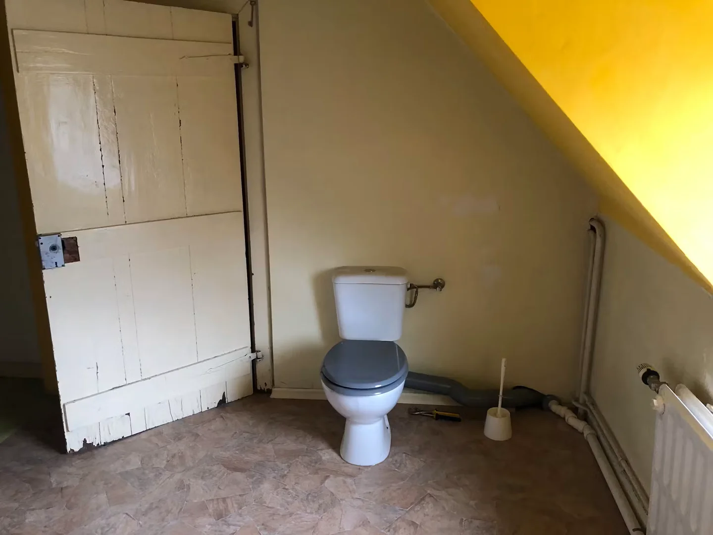 Habitación en apartamento estudiantil en alquiler en , completamente amueblado