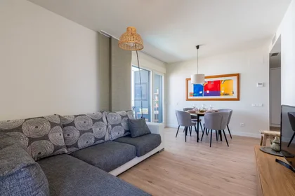 Apartamento inteiro em Calle Ángel Ojeda Avilés, Dos Hermanas, imagem 9 de 10