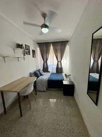 Habitación privada en Carrer de Sedaví, , imagen 1 de 5
