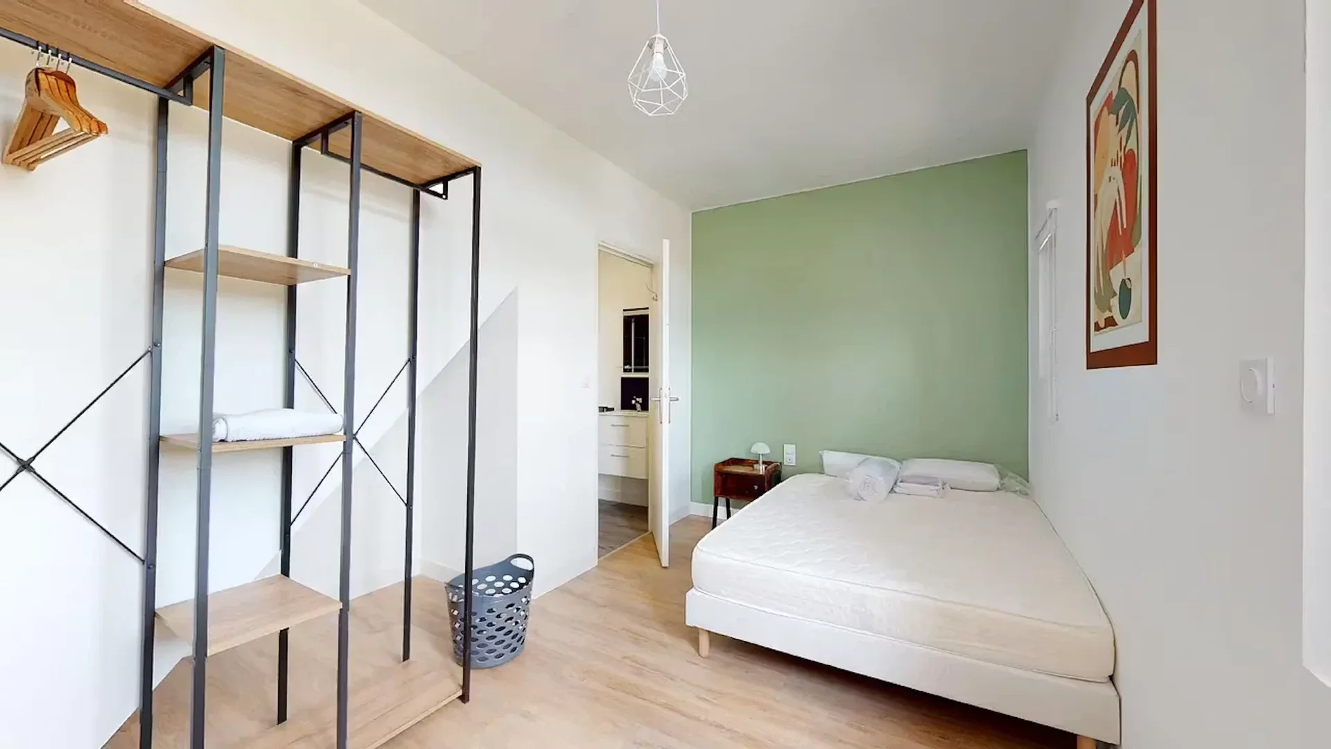 Habitación en apartamento estudiantil en alquiler en , completamente amueblado