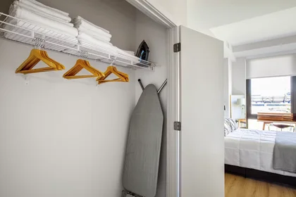 Apartamento inteiro em 1st Street Southwest, Southwest Washington, imagem 10 de 10