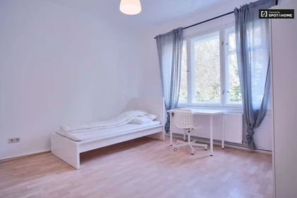 Room for rent with double bed Berlin