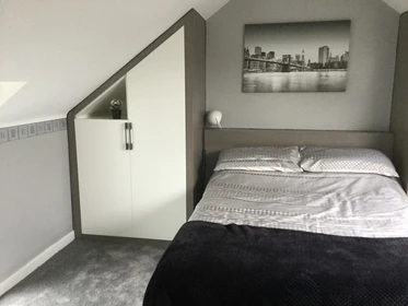 Quarto para alugar num apartamento partilhado em Cardiff