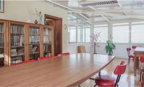 Stanza privata in Rua Pinheiro Chagas, immagine 12 di 30