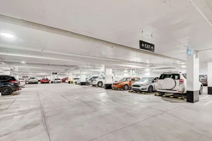 Logement entier en résidence à 2416 16 Ave NW, Calgary, AB T2M 5C7, Canada, image 23 de 34