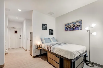 Logement entier en résidence à 2416 16 Ave NW, Calgary, AB T2M 5C7, Canada, image 29 de 34
