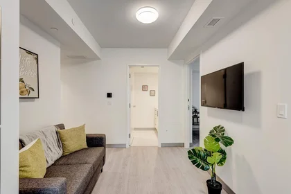Logement entier en résidence à 2416 16 Ave NW, Calgary, AB T2M 5C7, Canada, image 34 de 34