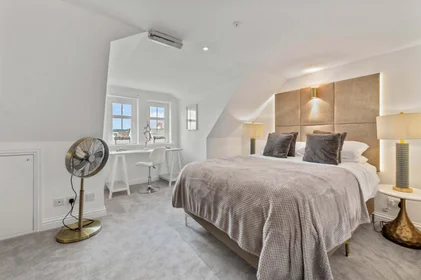 Quarto privado em residência em 13 Causewayhead Rd, Stirling FK9 5EG, UK, imagem 35 de 49