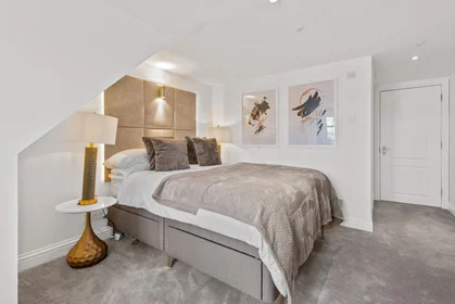 Quarto privado em residência em 13 Causewayhead Rd, Stirling FK9 5EG, UK, imagem 36 de 49
