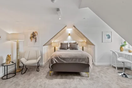 Quarto privado em residência em 13 Causewayhead Rd, Stirling FK9 5EG, UK, imagem 40 de 49