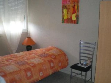 Luminosa stanza condivisa in affitto a Montpellier