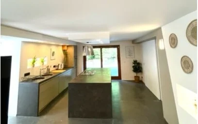 Private room at Av. des Citrinelles, image 16 of 19
