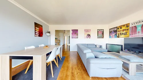 Private room at 5 Rue des Blés d'Or, Montigny-le-Bretonneux 78180, image 10 of 24
