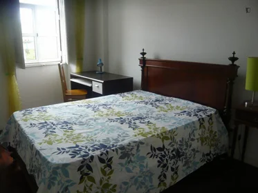 Chambre privée à Rua João de Deus, image 1 de 10