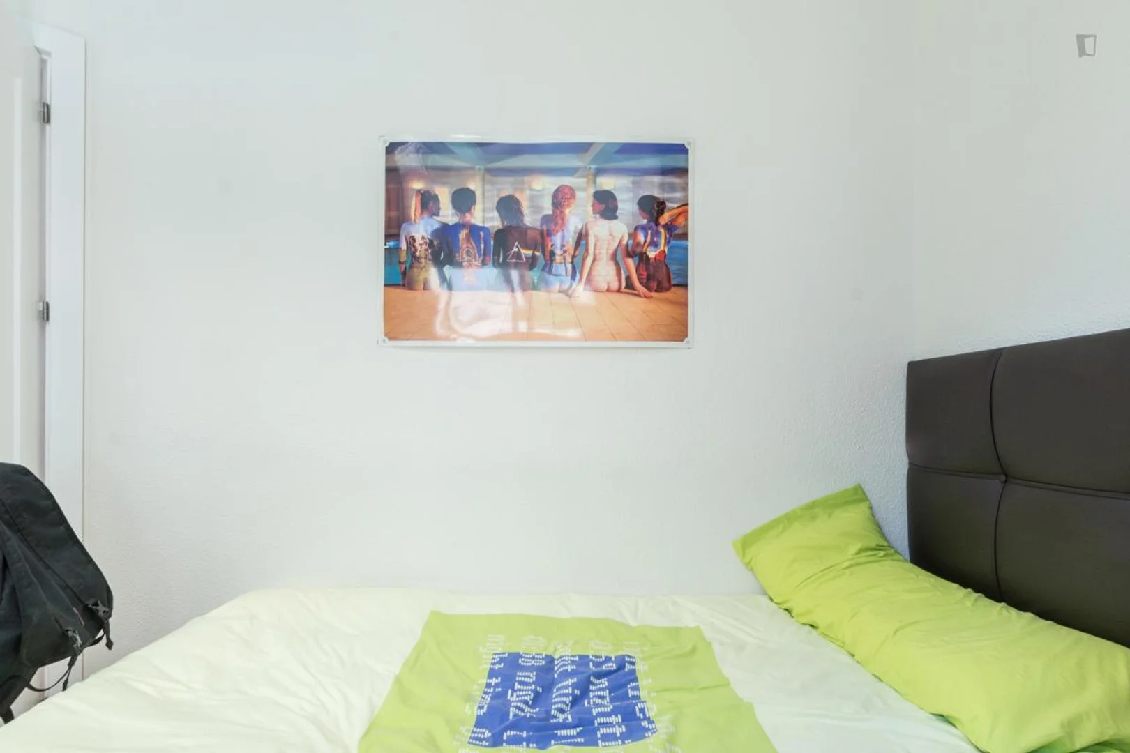 Habitación estudiantil económica cerca del campus en 
