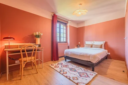 Chambre privée à Quai de Halage, Buttes-Halage, image 1 de 10
