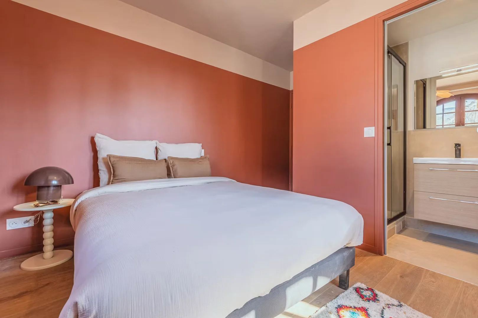 Habitación estudiantil económica con ubicación conveniente en 