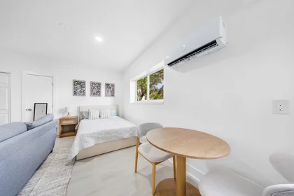 Entire apartment at Southwest 6th Street, Little Havana, image 7 of 10