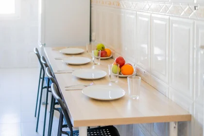 Private room at Carrer d'Honorat Juan, image 16 of 27