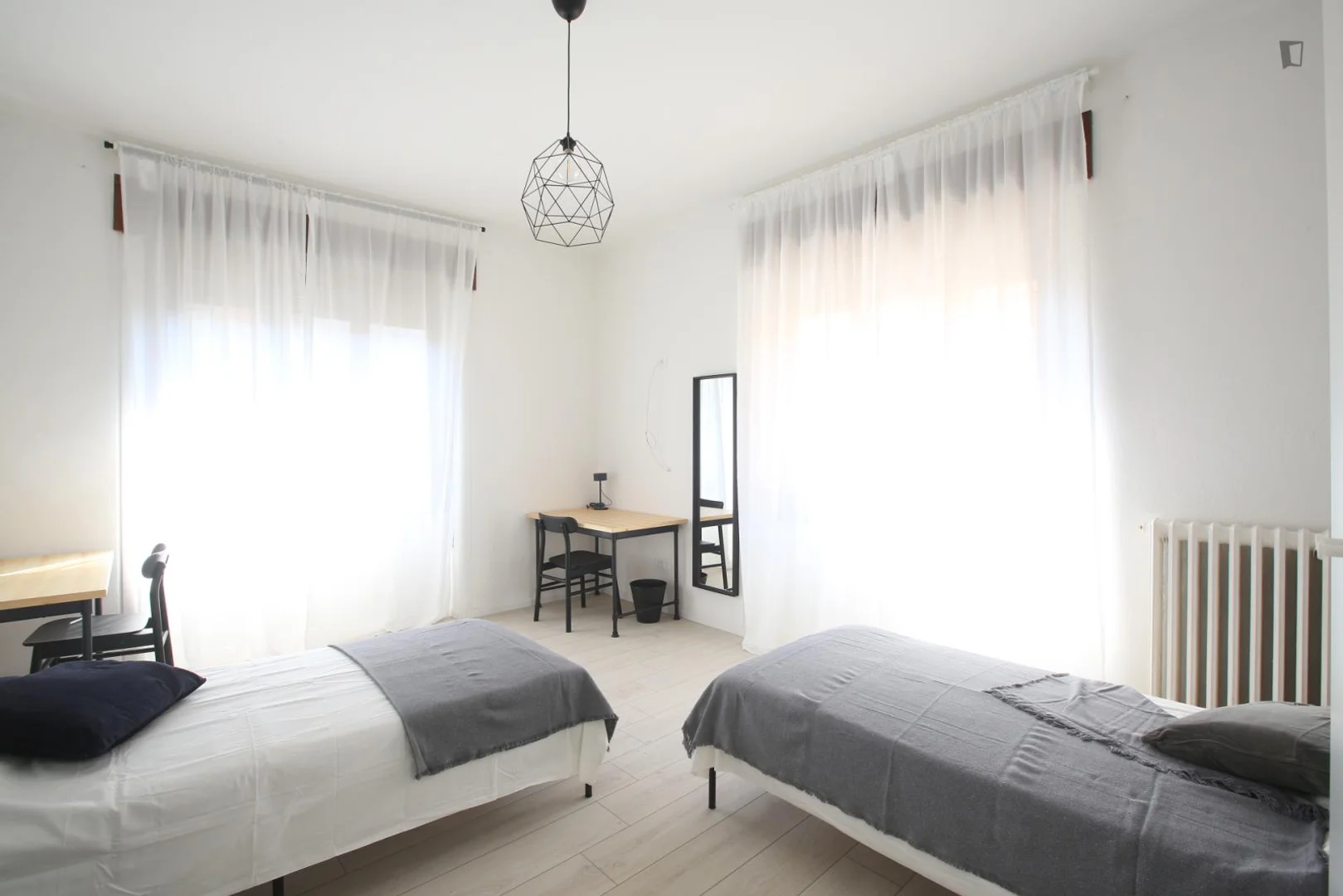 Budget-friendly student room close to campus in 