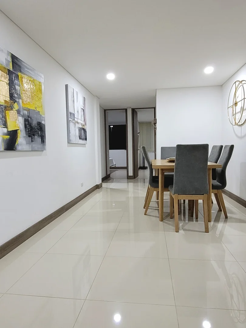 Transversal 39 # 64A-30