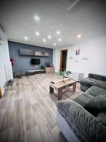 Entire apartment at Carrer Mario Pastor Sempere 90, image 1 of 11