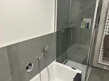 Quarto privado em Holzdamm, Obervieland, imagem 6 de 10