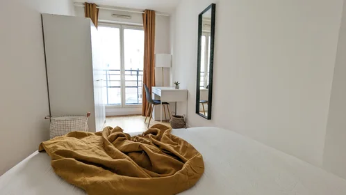 Prywatny pokój 69 Rue de Nanterre, obraz 1 2
