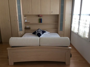 Chambre à louer avec lit double Lausanne