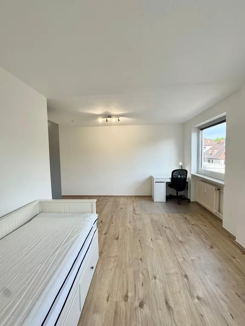 Funktionelles Studentenzimmer perfekt zum Studieren in 