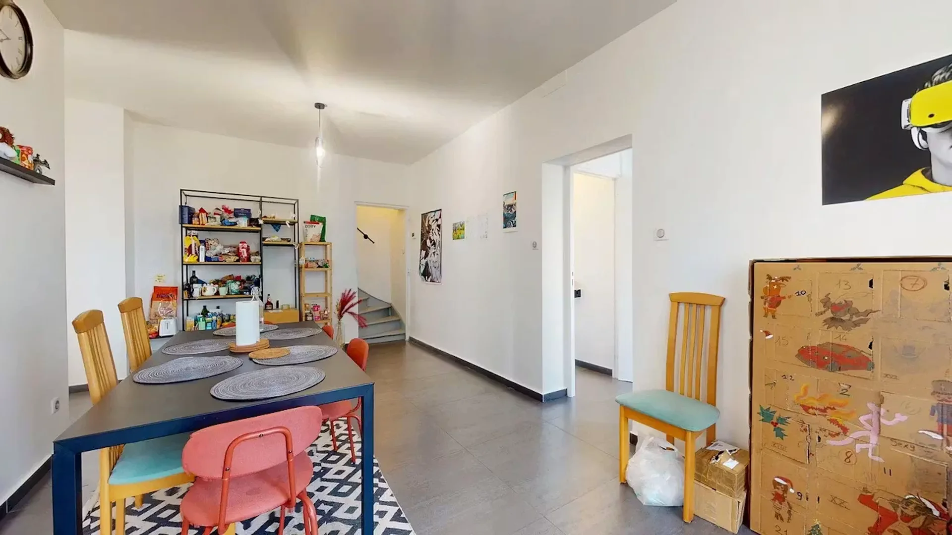 Economical student room with convenient location in 