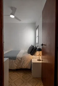 Özel oda konumu Calle de Donoso Cortés, Carolinas Bajas, 1 10 görüntüsü