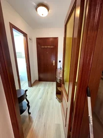 Apartamento inteiro em Calle la Regenta, La Argañosa, imagem 3 de 10