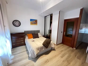Apartamento inteiro em Calle la Regenta, La Argañosa, imagem 10 de 10