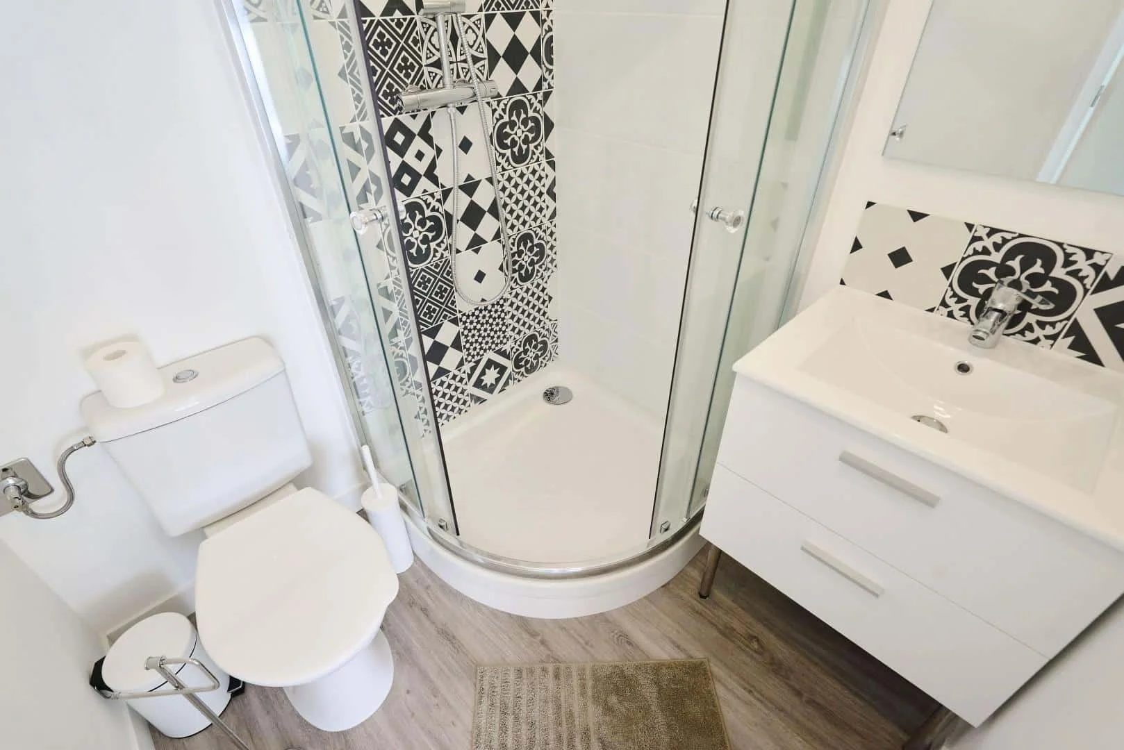 Budget-friendly student room close to campus in 