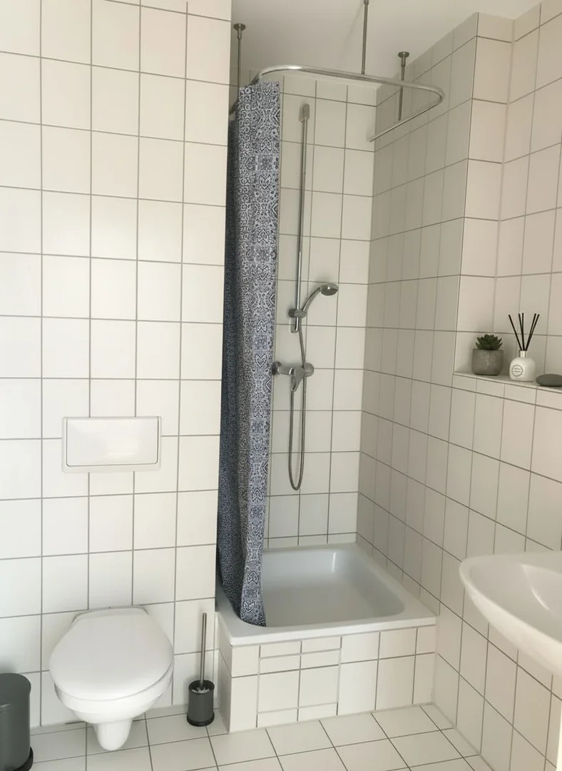 'da ders çalışmak için mükemmel olan fonksiyonel öğrenci odası