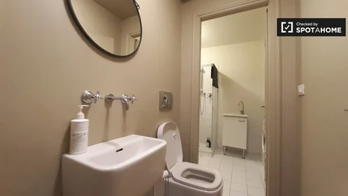 Chambre privée à Vicolo S. Lorenzo, image 12 de 19