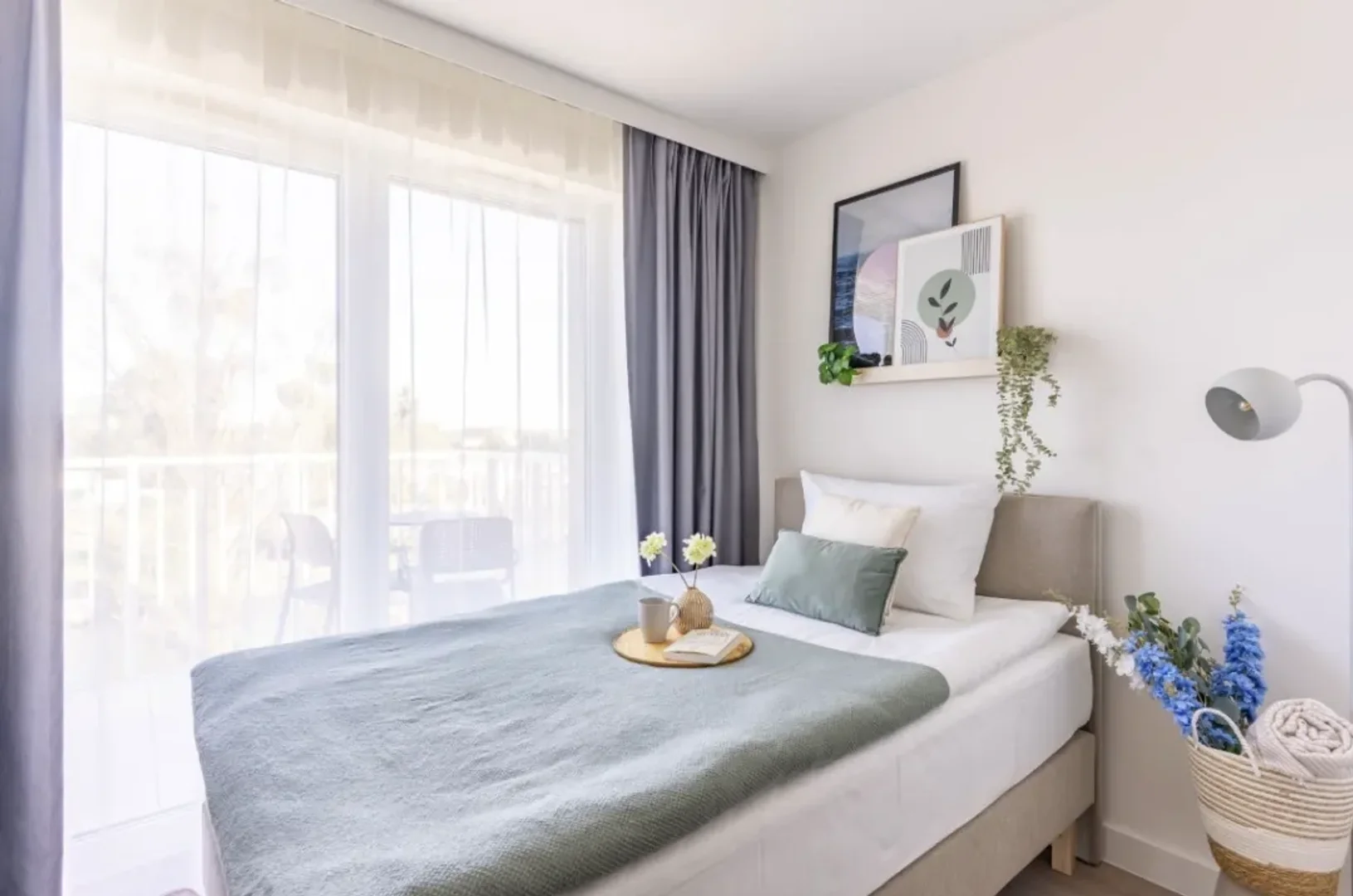 Self-contained studio for students in central