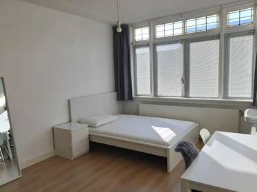 Habitación privada en Oostzeedijk, imagen 1 de 4