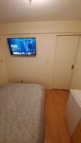 Pokój do wynajęcia z podwójnym łóżkiem w Vancouver