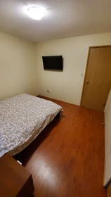 Quarto para alugar num apartamento partilhado em Vancouver