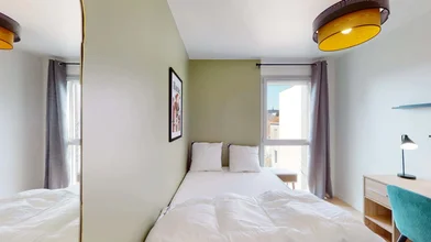 Quarto privado em 13 Bd Robert Schuman, 44300 Nantes, France, imagem 2 de 32