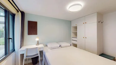 Stanza privata in 17b rue Pierre Honfroy Ivry-sur-Seine 94205 FR, immagine 2 di 15