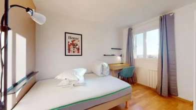 Chambre privée à 7 rue Achille Emperaire  Aix-en-Provence 13090 FR, image 11 de 12