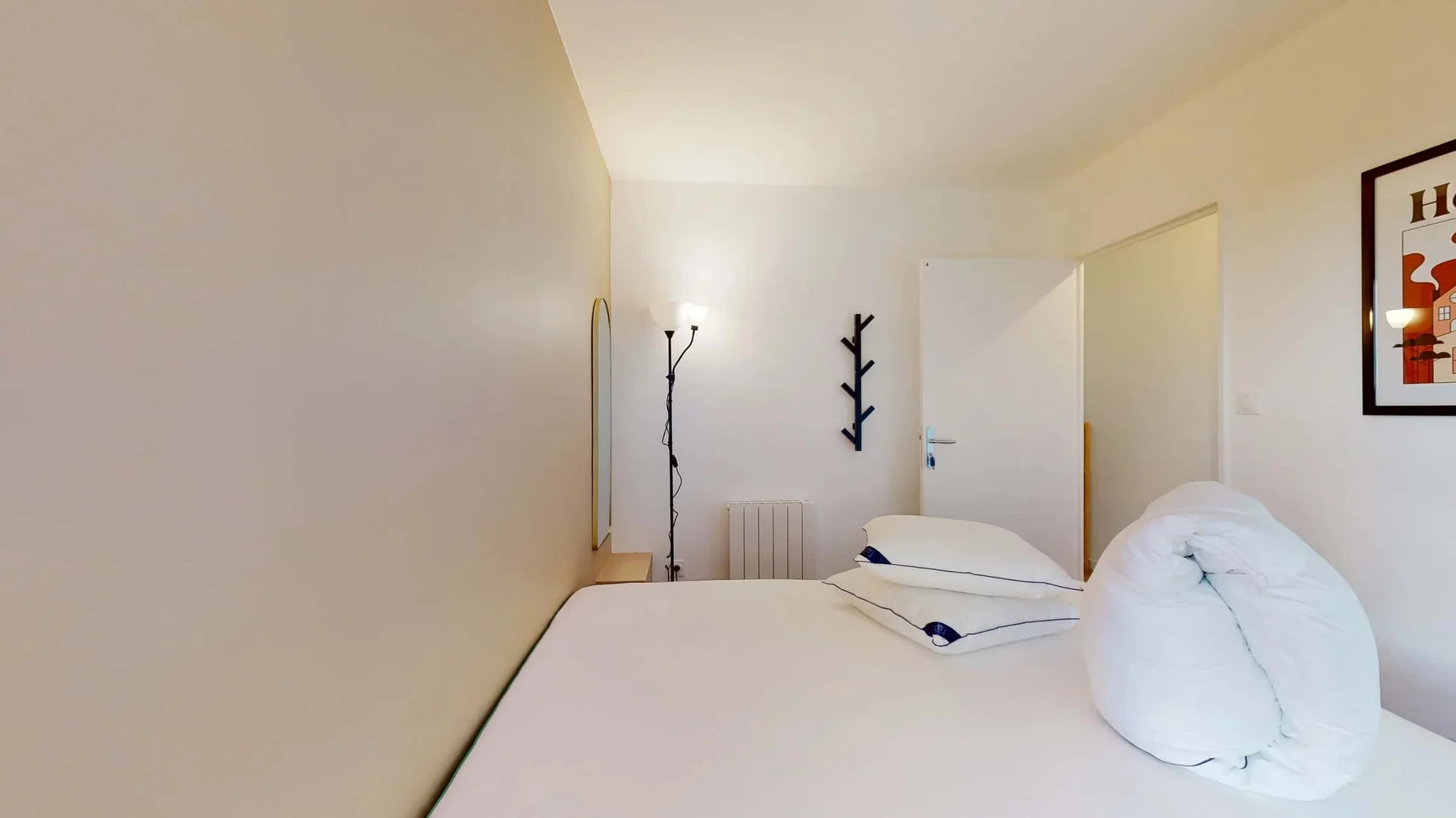 Chambre d'étudiant économique avec emplacement pratique dans 