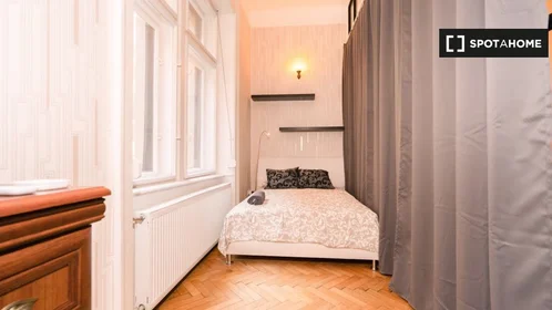 Private room at Budapest, image 5 of 19