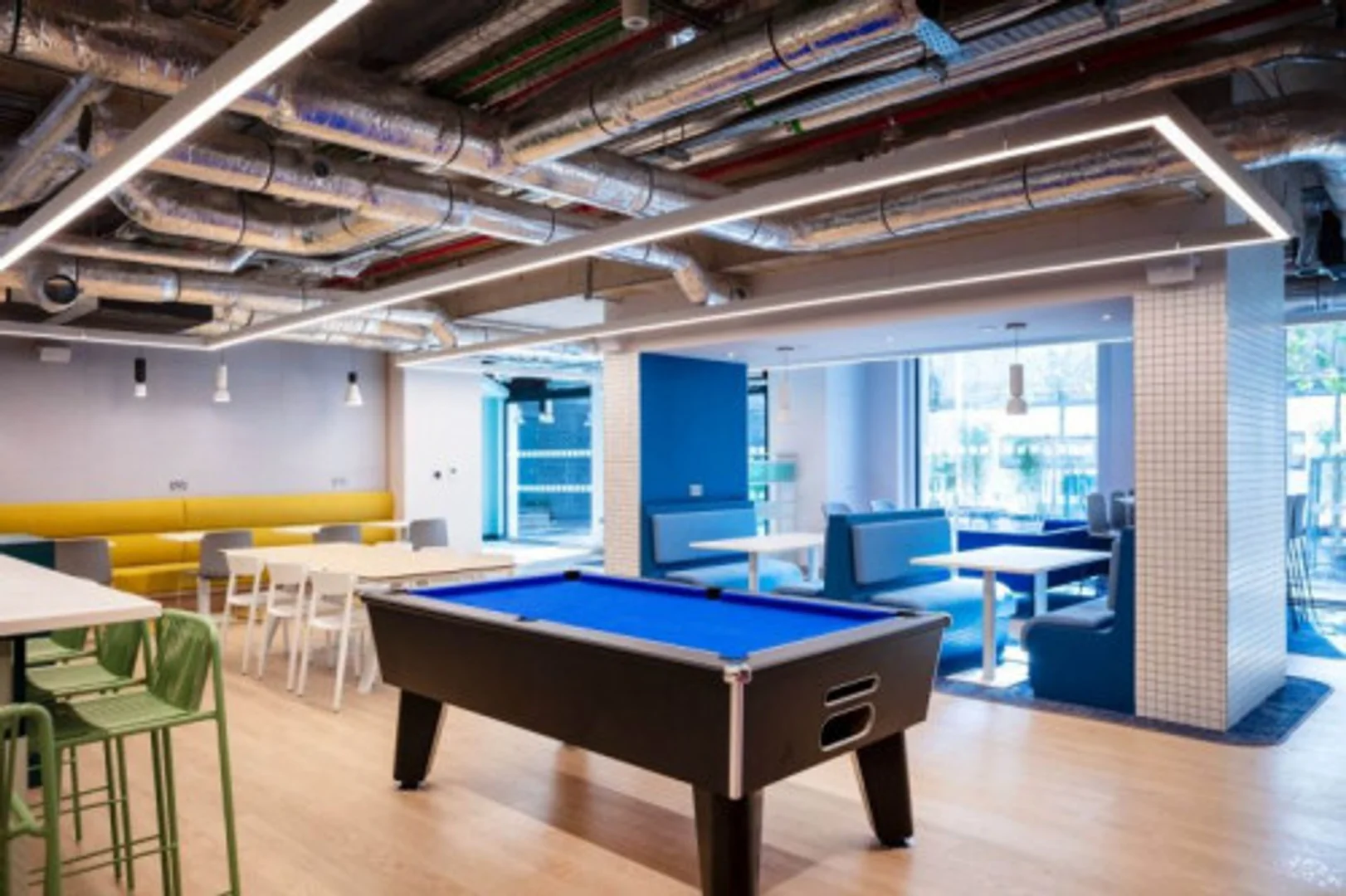 Budget-friendly student room close to campus in 