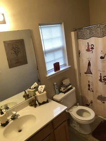 Cheap private room in Charlotte